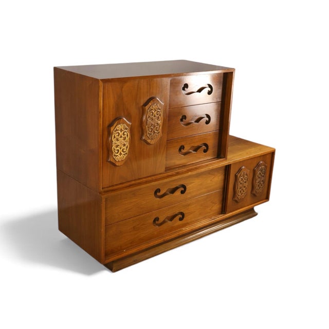 1960s Attributed to Young Manufacturing Vintage Mid Century Modern Brutalist Spanish Revival 2 Piece Highboy Dresser C. 1960s For Sale - Image 5 of 9