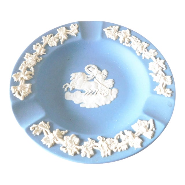 Wedgwood Jasperware Blue Round Ashtray, Mid Century, Made in England For Sale