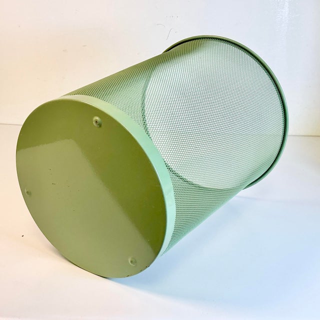 1990s Vintage Contemporary Modern Metal Mesh Wastebasket in Sage Green For Sale - Image 9 of 9