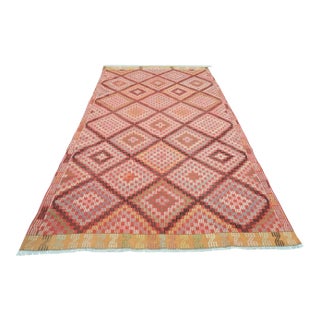 Vintage Diamond Turkish Kilim Rug - 69" X 121" For Sale