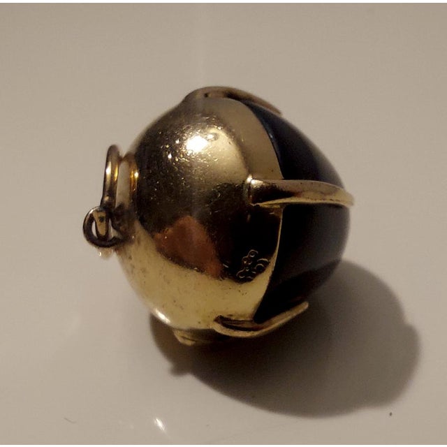 18k Yellow Gold Pendant with Black Onyx, 1980s For Sale - Image 12 of 18