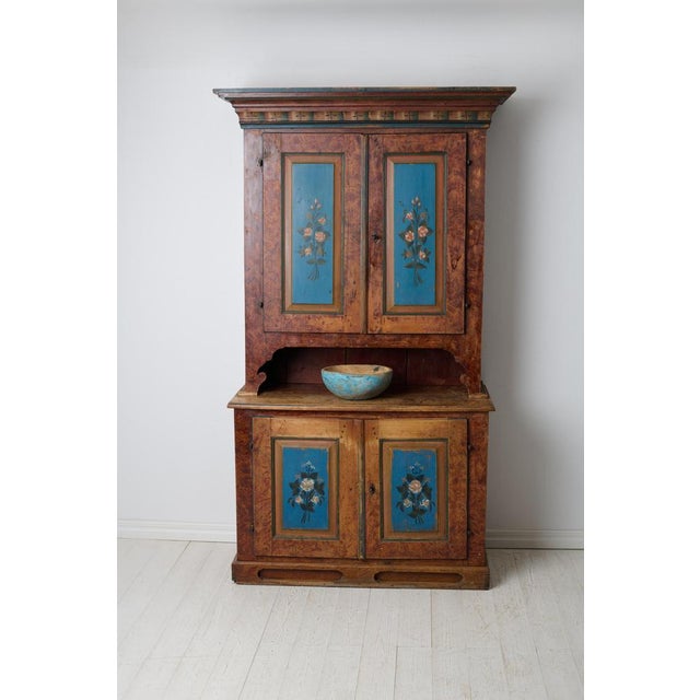 Genuine antique Swedish cabinet from northern Sweden made around 1840. This genuine country house furniture is made by...
