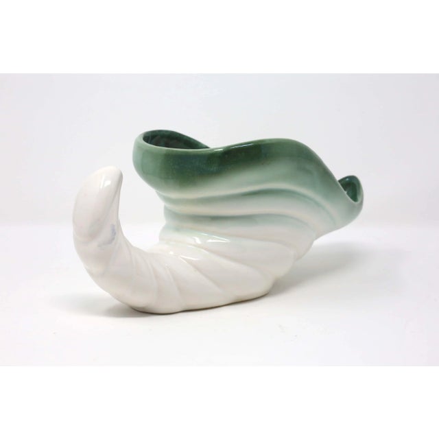 1960s Vintage Green and White Cornucopia or Horn-Shaped Vase For Sale - Image 5 of 8