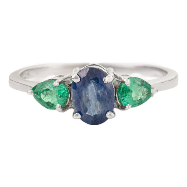 Classic Emerald and Sapphire Three-Stone Women Ring in Sterling Silver - Size 7 For Sale