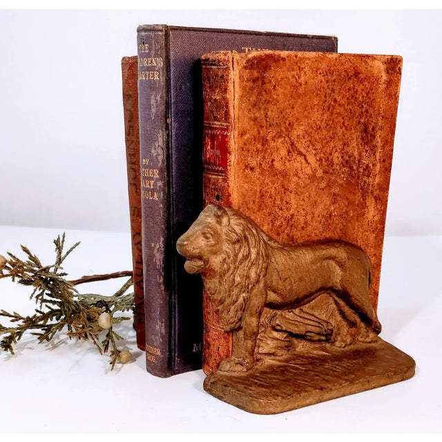 Vintage cast iron lion bookends circa mid 1920's, these lions are marked ACW co. They are small in size, but big in detail...