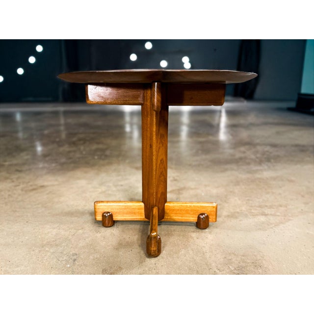 Wood Sergio Rodrigues “Alex” Side Table in Freijó and Rosewood, Brazilian Modern, 1960s - Lot 700A For Sale - Image 7 of 13