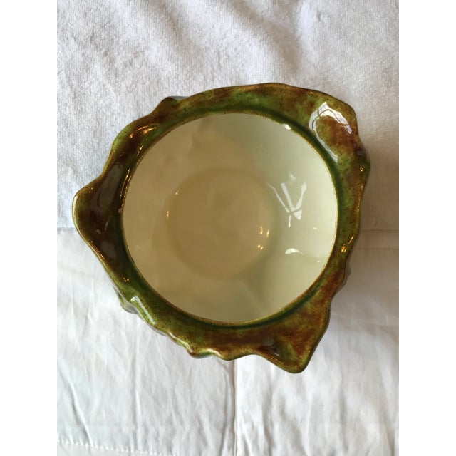 Ceramic Mid 20th Century Holland Mold Bunny Covered Bowl With Underplate For Sale - Image 7 of 13