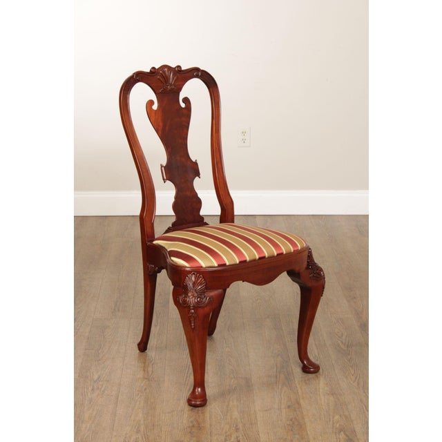 Queen Anne Hickory Chair Georgian Style Set of Six Mahogany Dining Chairs For Sale - Image 3 of 12