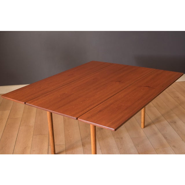1960s Vintage Danish Teak Drop Leaf Extension Dining Table by Borge Mogensen For Sale - Image 5 of 18
