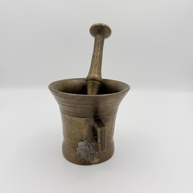 19th-Century Austrian or German Brass Apothecary Mortar and Pestle For Sale - Image 4 of 8