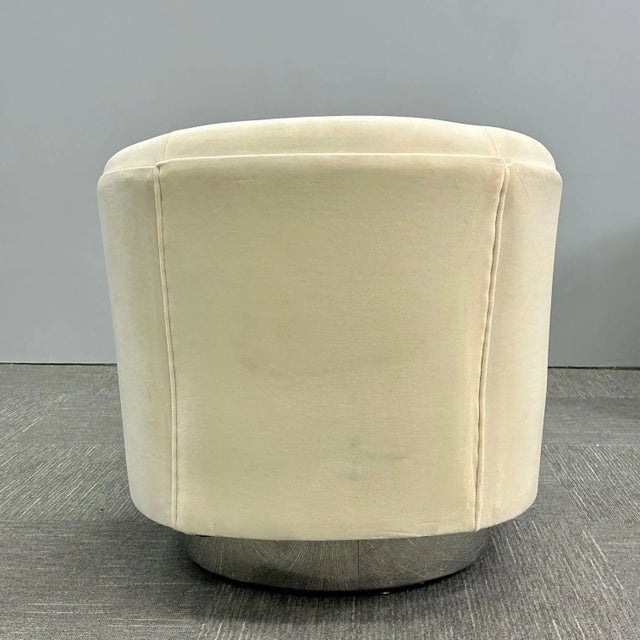 Mid-Century Modern Milo Baughman Style Swivel Chairs, Chrome Base, Cream Velvet For Sale - Image 10 of 13