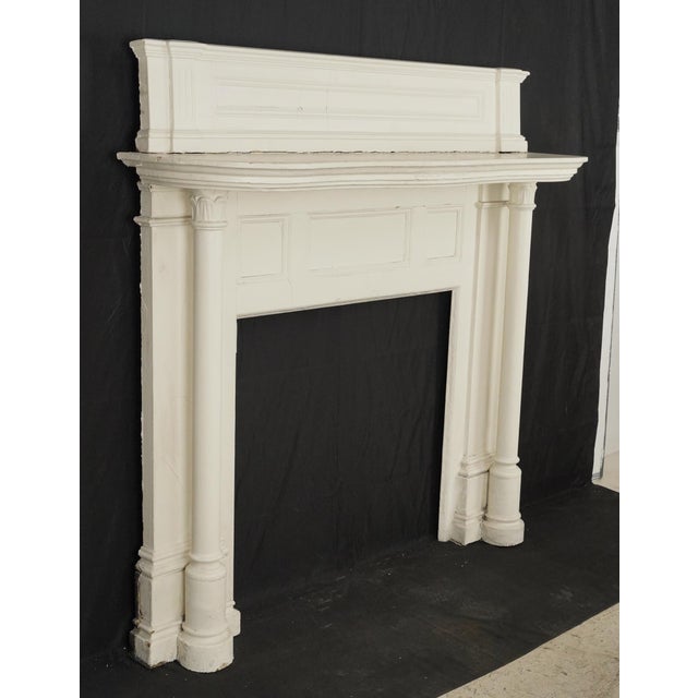 English Colonial Revival Wooden Mantel With Fluted Pilasters For Sale - Image 3 of 8