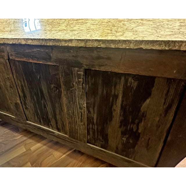 18th Century French Louis XV Marble Top Commode en Tombeau Chest of Drawers For Sale In Indianapolis - Image 6 of 8