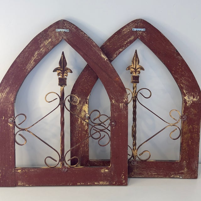 Brick Red Rustic Farmhouse Gothic Style Arched Window Fleur-De-Lis Red Yellow Chipped Wood Hanging Wall Decor, Set of 2 For Sale - Image 8 of 14