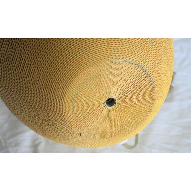 1970s Mid Century Modern Van Pelt Style Spherical Yellow Corrugated Cardboard Table Lamp For Sale - Image 5 of 6