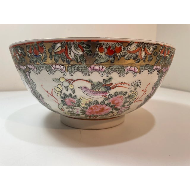 A beautiful vintage hand painted ceraminc Chinoisirie Rose Famille Medallion bowl measuring 10 inches in diameter and 5...