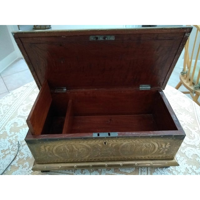 Asian Vintage Embossed and Hammered Metal Jewelry Box For Sale - Image 3 of 6