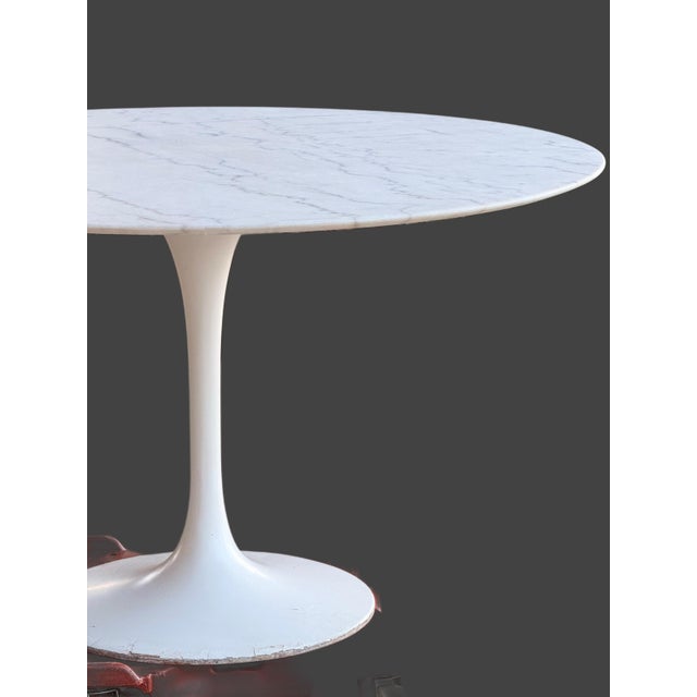 Mid-Century Modern Marble Top Dining Table by Eero Saarinen for Knoll International For Sale - Image 5 of 6