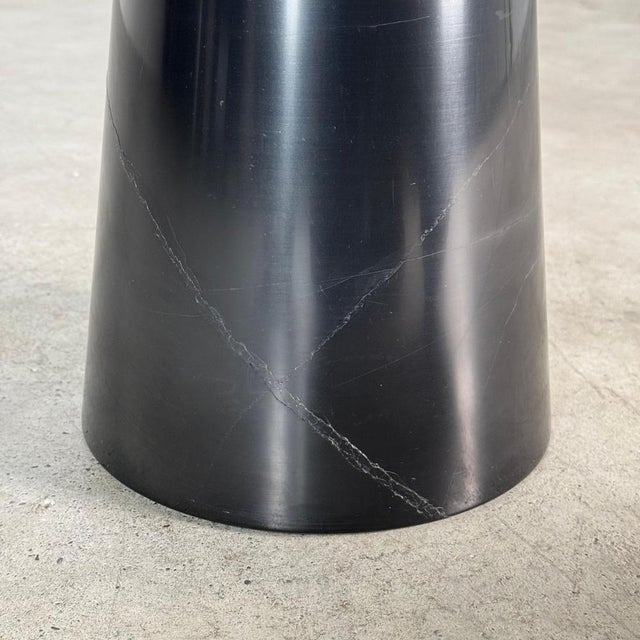 Italian Sculptural Marble and Glass Side Table attributed to Fontana Arte, 1960 For Sale - Image 10 of 15