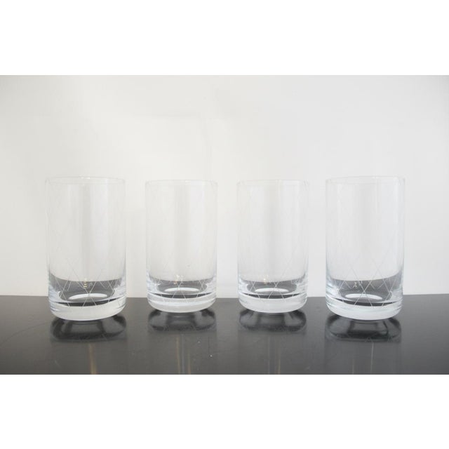 Mid-Century Modern Tiffany & Co Crystal Etched Diamond Criss-Cross MCM Tumbler Glass Set of 4 For Sale - Image 3 of 10