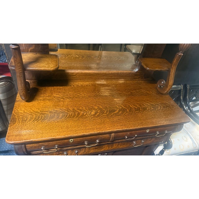 Late 19th Century Tiger Oak Huntboard Hutch Cabinet For Sale - Image 17 of 18