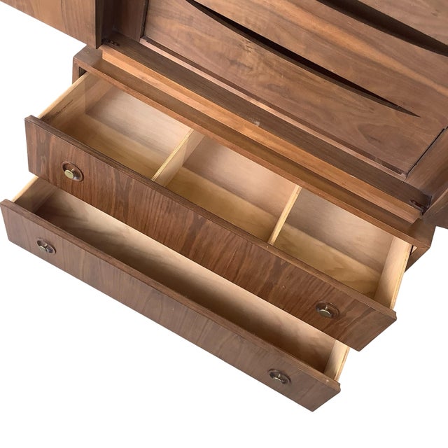 American of Martinsville Harlequin Diamond Front Highboy Dresser For Sale - Image 14 of 17