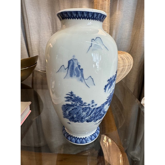 Chinoiserie Chinoiserie Landscape Vase For Sale - Image 3 of 7