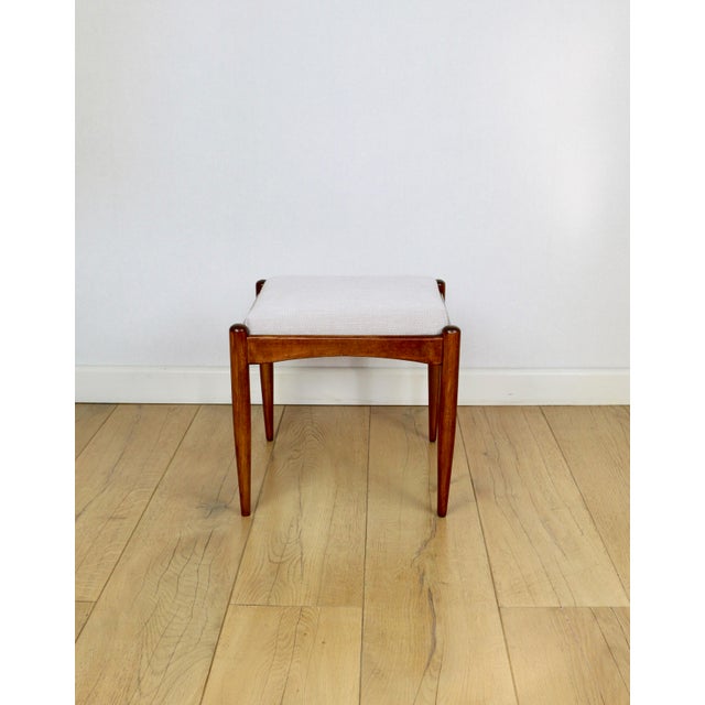 Wood Stool with Beige-Cream Seat from Edmund Homa, 1970s For Sale - Image 7 of 7
