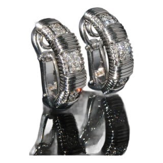 Authentic Roberto Coin Natural 0.30Cts Diamond Appassionata 18k White Gold Huggie Hoop Earrings, A Pair For Sale
