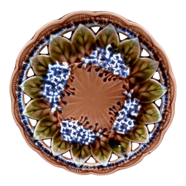 Majolica Reticulated Lilac Plate Villeroy & Boch, Circa 1890 For Sale