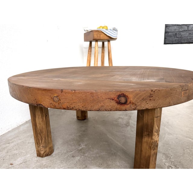 Brutalist Round Coffee Table in Pine, 1950s For Sale - Image 9 of 18