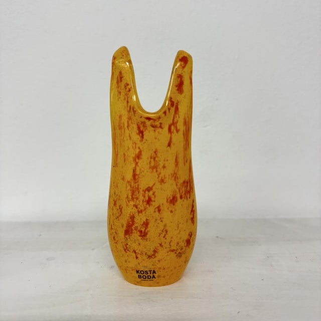 Bathing Suit Vase by Kjell Engman for Kosta Boda, Sweden, 1980s For Sale - Image 3 of 18