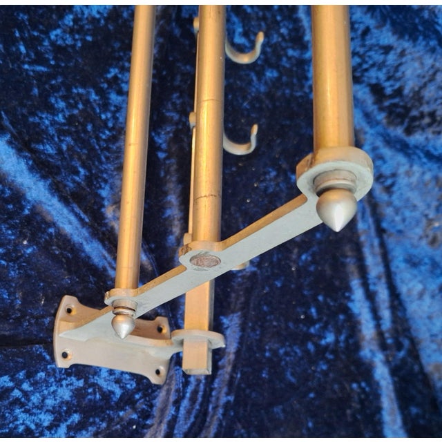 1930s French Art Deco Wall-Mounted Coat Rack in Nickel-Plated Metal, 1930s For Sale - Image 5 of 8