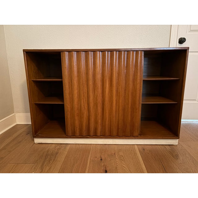1950s Edward Wormley for Dunbar Tambour Door Credenza Cabinet With Dovetailed Drawers For Sale In Houston - Image 6 of 15