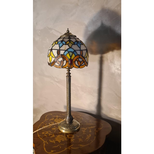 Gold Antique Chiseled Bronze Table Lamp with Stained Glass Lampshade, 1900 For Sale - Image 8 of 10