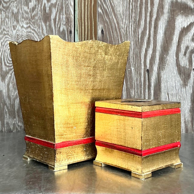 Late 20th Century Vintage Italian Gilt Bathroom Accessories - Set of 2 For Sale - Image 5 of 7