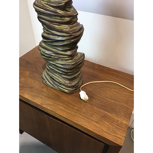 Metal Mid-Century Modern Biomorphic Table Lamp, Circa 1970s For Sale - Image 7 of 8