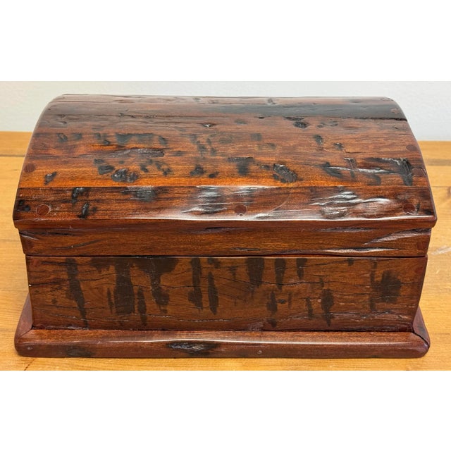 Farmhouse Vintage Distressed Wood Hinged Lid Box For Sale - Image 3 of 10