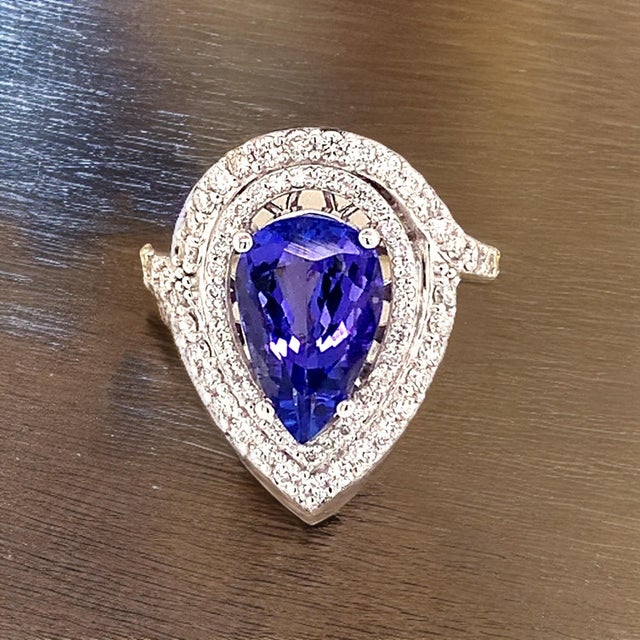 Natural Tanzanite Diamond Ring 14k Gold 4.54 TCW GIA Certified For Sale - Image 11 of 12