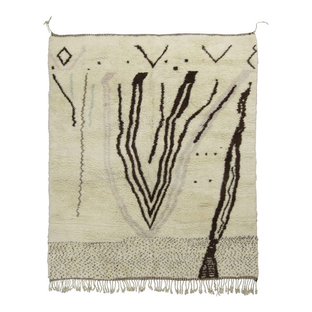 Vintage Moroccan Rug, White With Bold Brown Primitivist Geometry - Rug & Kilim For Sale