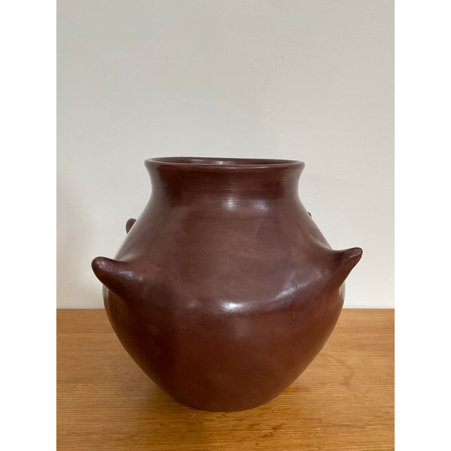 Moroccan Izuran Tadelakt Spiked Burgundy Vase For Sale - Image 4 of 9