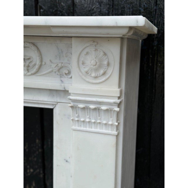 Stone Louis XVI Style Carrara Marble Mantel, 1880 For Sale - Image 7 of 12