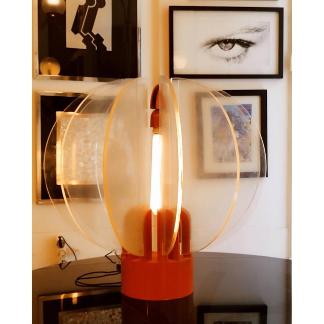 This 'King Sun' lighting object was created by Gae Aulenti for Kartell in 1967. The lamp was specially designed for the...