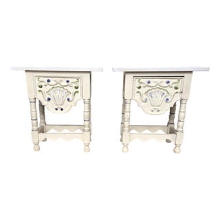 Italian Riviera Nightstands in White and Blue Painted Carved Wood, 1970s, Set of 2 For Sale