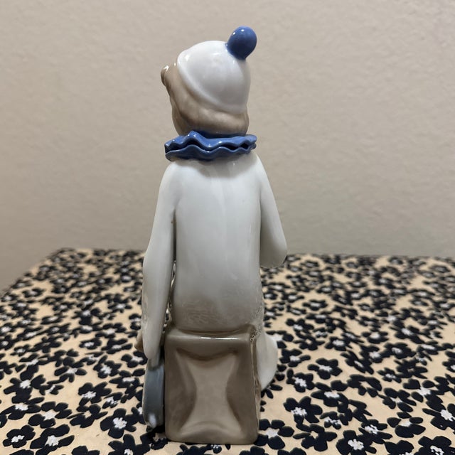 Figurative Vintage Porcelain Casades Clown Eith Tambourine Figure Made in Spain For Sale - Image 3 of 10