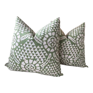 Contemporary Thibaut Down-Filled “Chamomile” in Green Pillows - a Pair