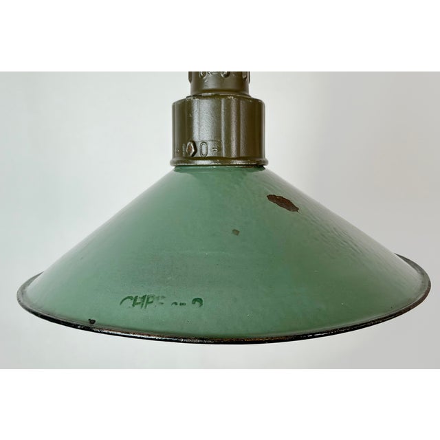 Industrial Petrol Enamel Military Pendant Lamp with Cast Aluminium Top, 1960s For Sale - Image 4 of 18