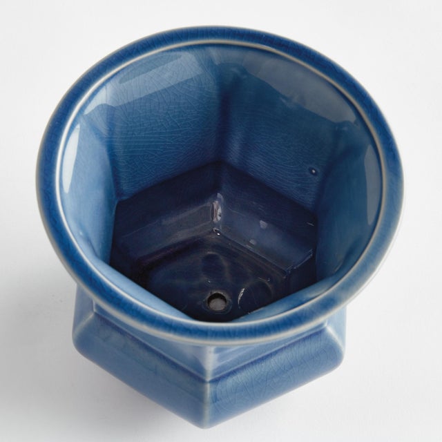 Contemporary Madison Pot For Sale - Image 3 of 4