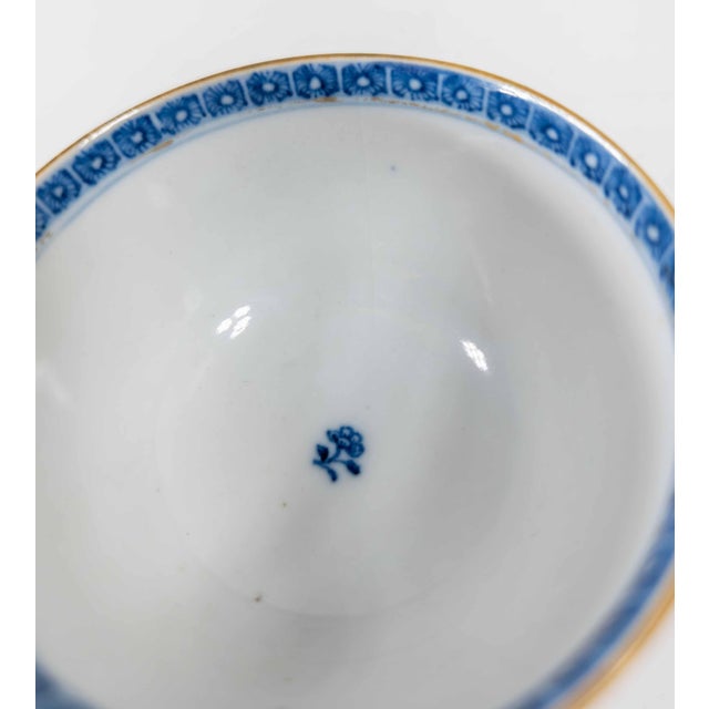 19th Century Chinese Export Rose Mandarin Palette Teacup and Saucer For Sale - Image 15 of 18