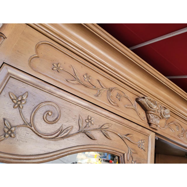 1970s Vintage French Style Wood China Cabinet. For Sale - Image 12 of 18